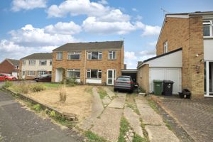 Front External Inc Driveway- click for photo gallery